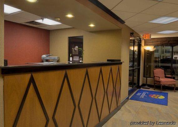 Rodeway Inn & Suites Clarksville Nội địa bức ảnh